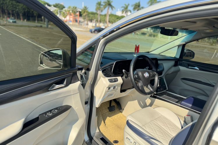 Used Buick GL8 2020 ES Land Cruiser 653T Comfort Edition
