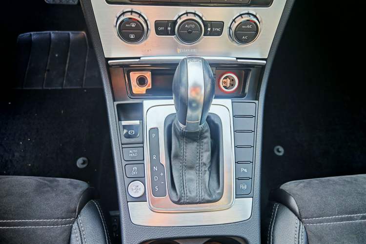 Used Volkswagen FAW-Volkswagen CC 2016 2.0 TSI Luxury Model
