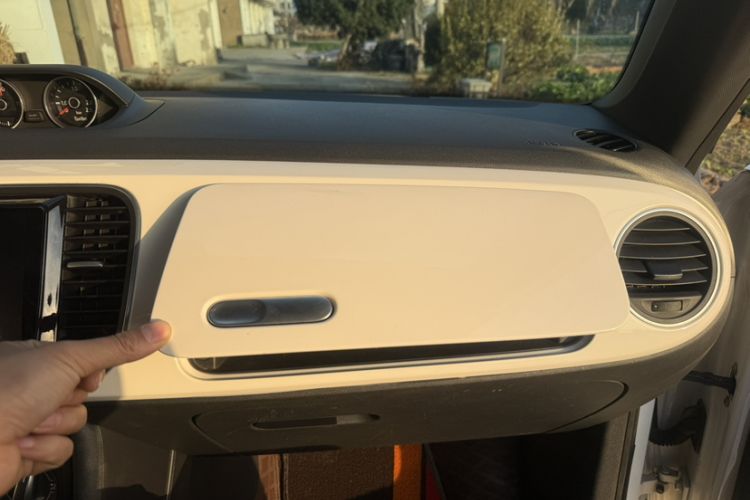 Used Volkswagen Beetle 2013 1.4 TSI Comfort Model
