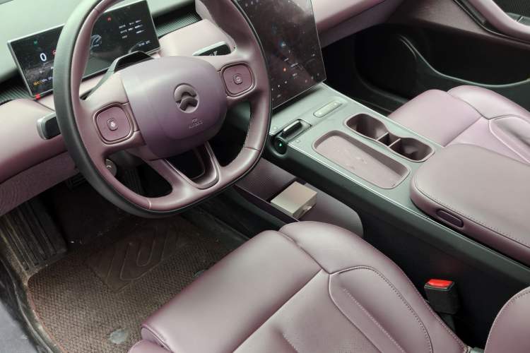 Used Nio ET5T 2024 75kWh Touring Interior 1