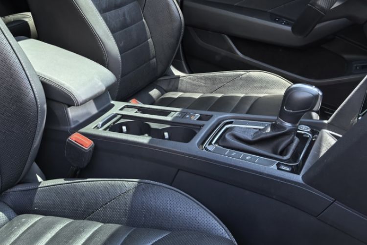 Used Volkswagen FAW-Volkswagen CC 2023 380TSI Striking Edition
