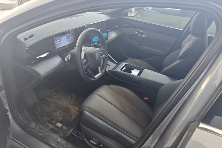 Used BYD Qin L 2025 EV 470KM Leading Edition