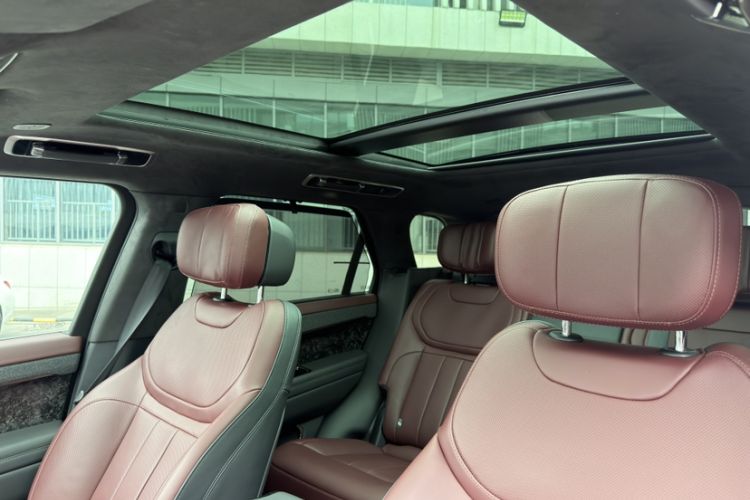 Used Land Rover Range Sport 2025 400PS Dynamic HSE Exterior 8