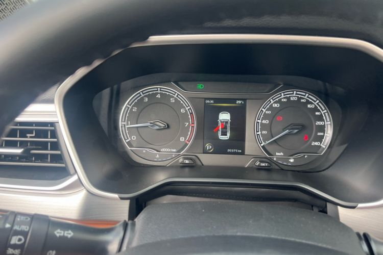 Used Geely Auto Vision X6 2020 1.4T CVT Luxury Edition