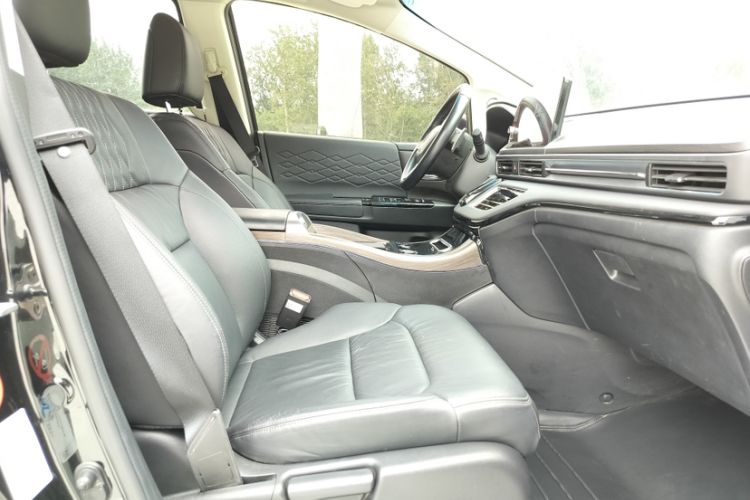 Used Honda Elysion 2022 2.0L eHEV Luxury First Edition