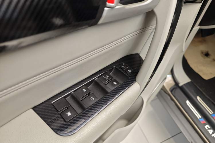 Used Chevrolet Captiva 2017 2.4L Two-Wheel Drive City Edition 5 Seats
