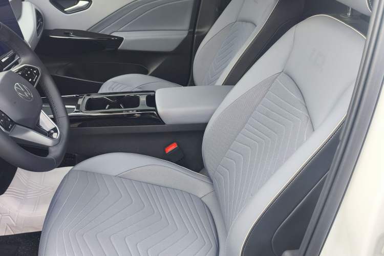 Used Volkswagen ID.3 2025 Smart Edition Outstanding Model
