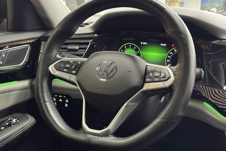 Used Volkswagen Teramont 2021 330TSI Two-Wheel-Drive Prestige Luxury Edition
