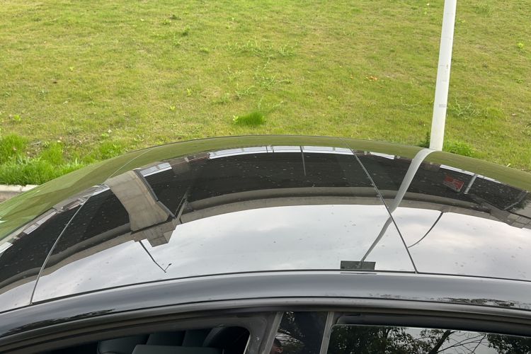 Used Tesla Model 3 2022 Rear-Wheel-Drive Version Roof