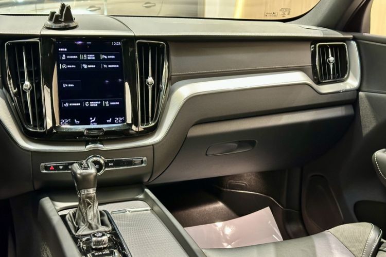 Used Volvo XC60 2021 T5 4x4 Smart & Advanced Sport Edition