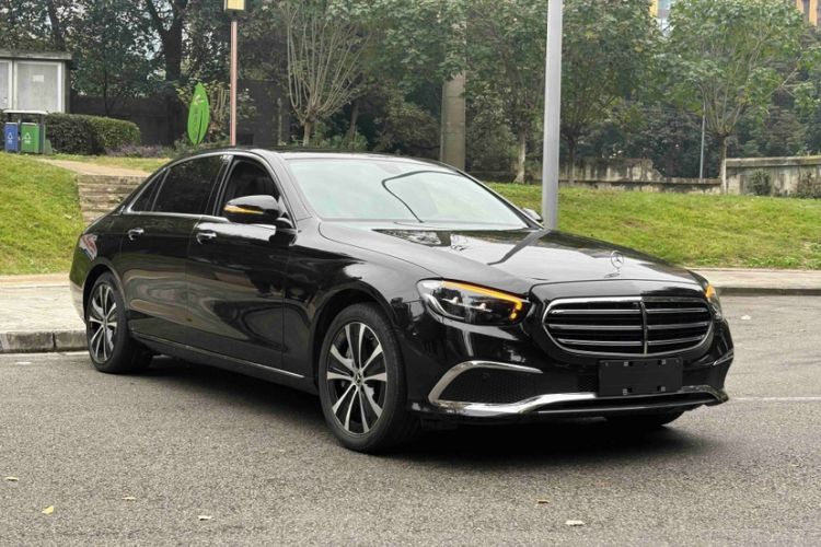 Used Mercedes-Benz E-Class New Energy 2022 Facelift E 350 e L Plug-in Hybrid Sedan
