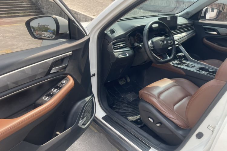 Used Geely Auto Vision X6 2021 PRO 1.4T Automatic Prestige Model
