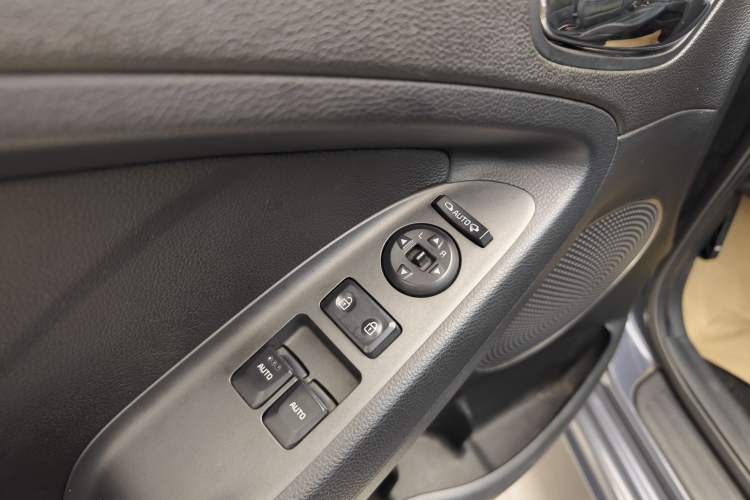 Used Kia Shuma 2014 1.6T Flagship Edition China IV Standard