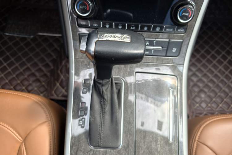 Used Haval H8 2015 2.0T Two-Wheel-Drive Elite Version