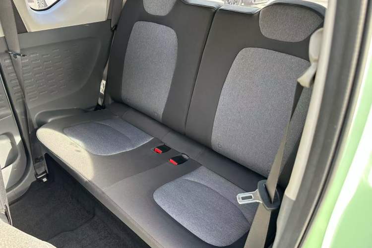 Used Wuling Hongguang MINIEV 2022 Macaron Premium Model – Lithium Iron Phosphate