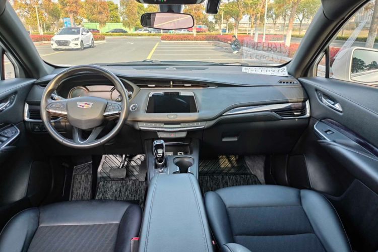 Used Cadillac XT4 2021 28T Two-Wheel Drive Tech Edition
