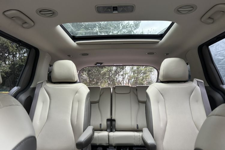 Used Kia Carnival 2021 2.0T Luxury Tech Edition