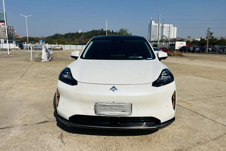 Used Hyptec HT 2023 670 Rear-Drive Ultra-High-Voltage NDA Version