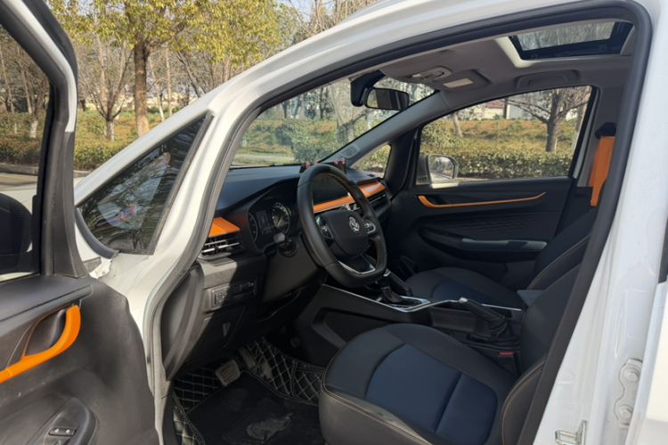 Used Livan X3 PRO 2022 1.5L CVT Xiao Sa
