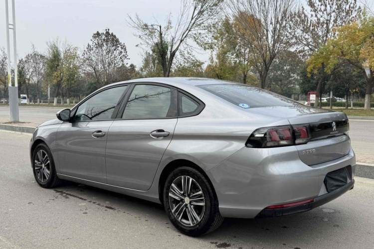 Used Peugeot 308 2016 1.6L Manual Fashion Edition