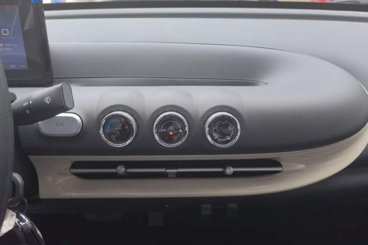 Used Wuling Bingo 2024 203km Light Edition