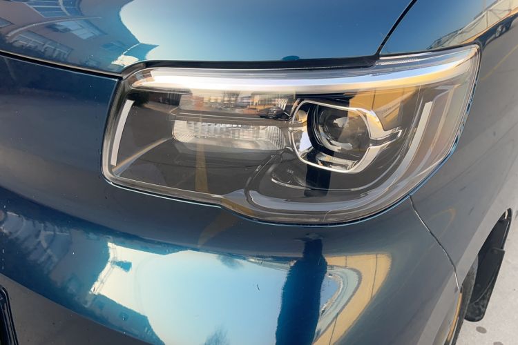 Used Wuling Zhiguang New Energy 2025 Standard Model Left Front Headlight