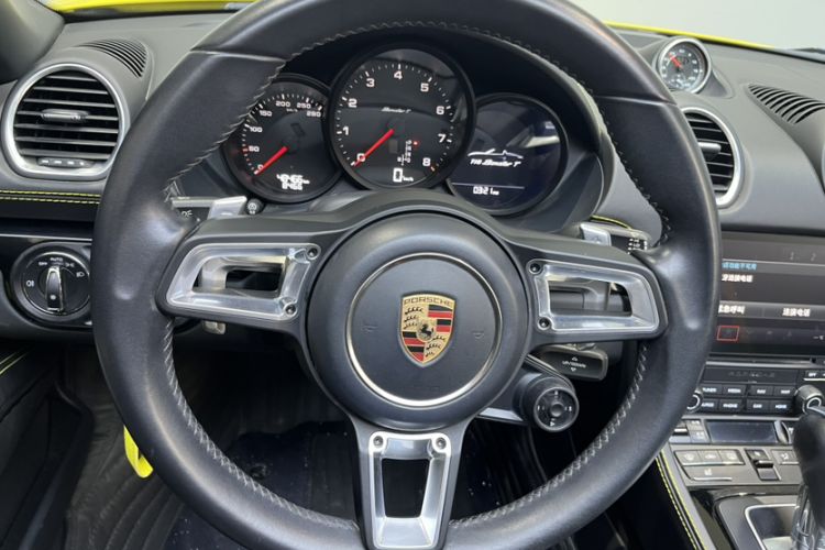 Used Porsche 718 2019 Boxster T 2.0T Interior 8