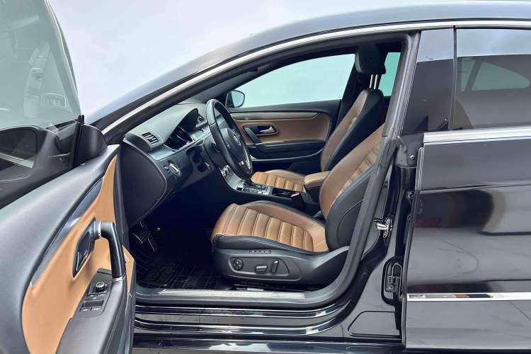 Used Volkswagen FAW-Volkswagen CC 2013 1.8TSI Luxury Model Left Front Seat