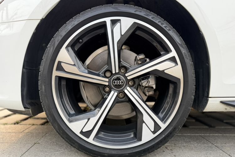 Used Audi A4L 2024 40 TFSI Luxury Dynamic Edition (Starry Night Version)