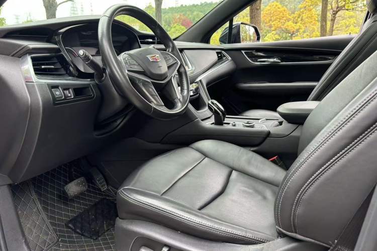 Used Cadillac XT5 2020 28T Luxury Version