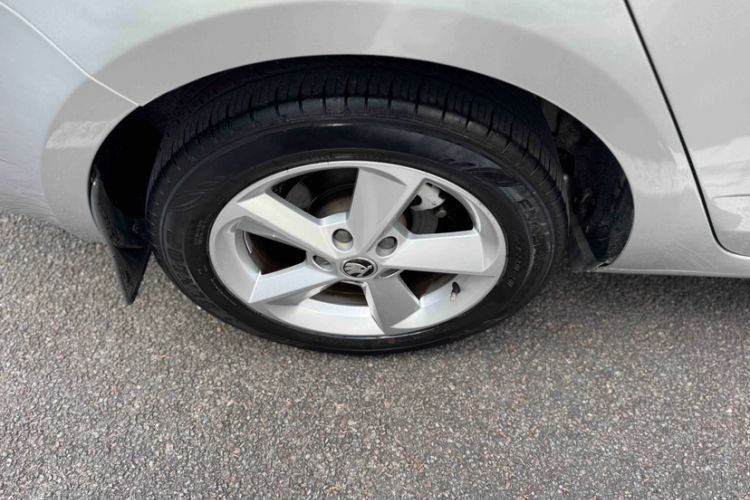 Used Skoda Octavia 2015 1.6L Automatic Yijie Edition
