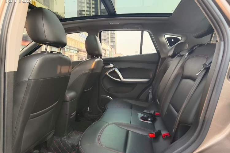 Used Haima S5 2018 1.5T CVT Flagship Model Interior 6