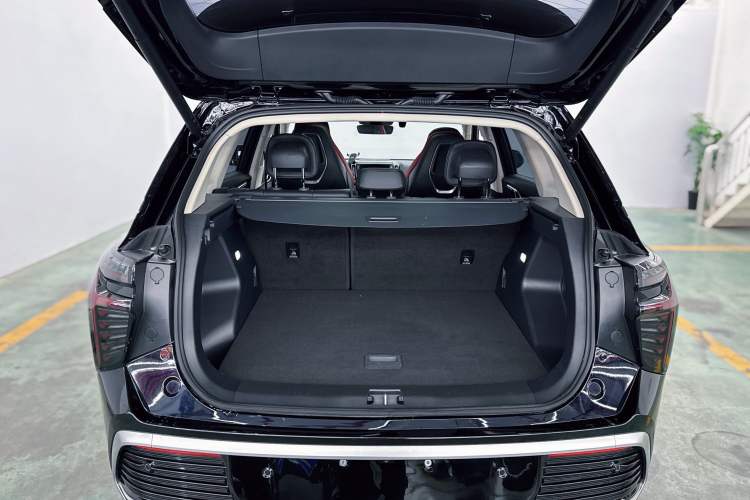 Used Hongqi HS3 2023 1.5T Two-Wheel Drive Shanwei Edition Interior 7