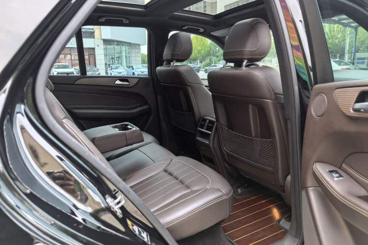 Used Mercedes-Benz GLE 2019 GLE 320 4MATIC Luxury Collection Edition