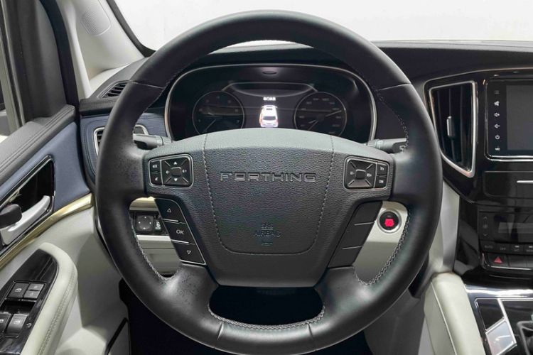 Used FORTHING M7 2022 Lingjue Model 2.0T Automatic Executive Edition
