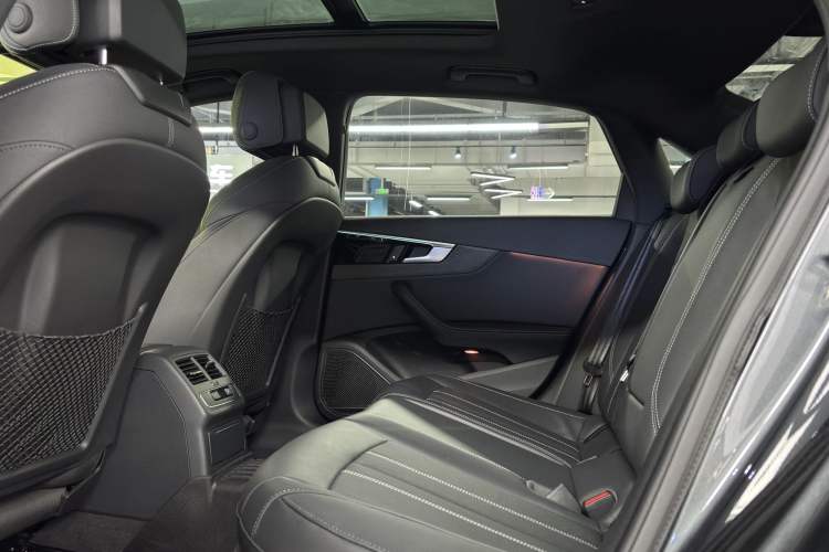 Used Audi A4L 2023 40 TFSI Bang & Olufsen Starry Night Edition Interior 2