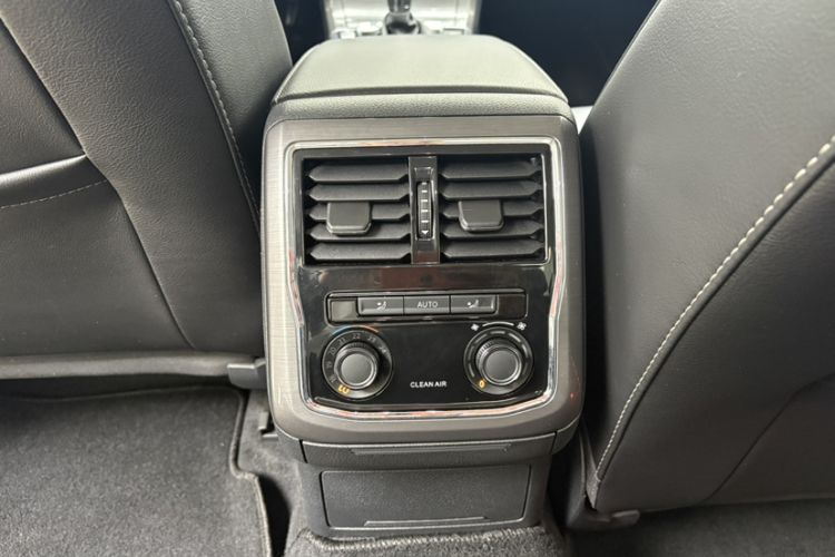 Used Volkswagen Passat 2017 330TSI DSG Luxury Edition Exterior 8