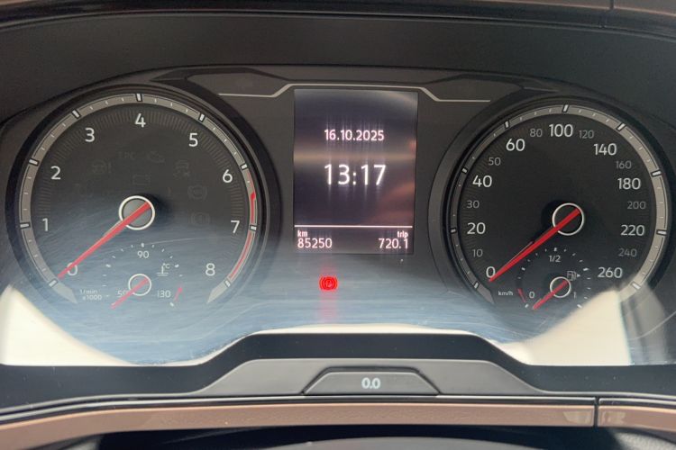 Used Volkswagen Tharu 2020 280TSI Two-Wheel Drive Luxury Edition China VI Standard