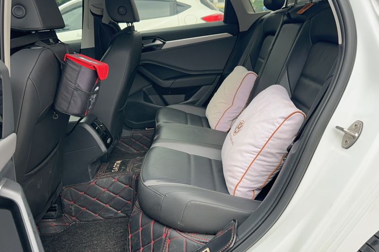 Used Volkswagen Sagitar 2020 280TSI DSG Comfort Version China VI Standard Left Rear Seat