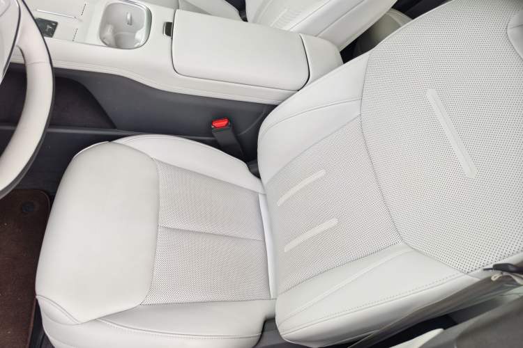 Used XPeng G6 2025 625 Long-Range Max Flagship Edition
