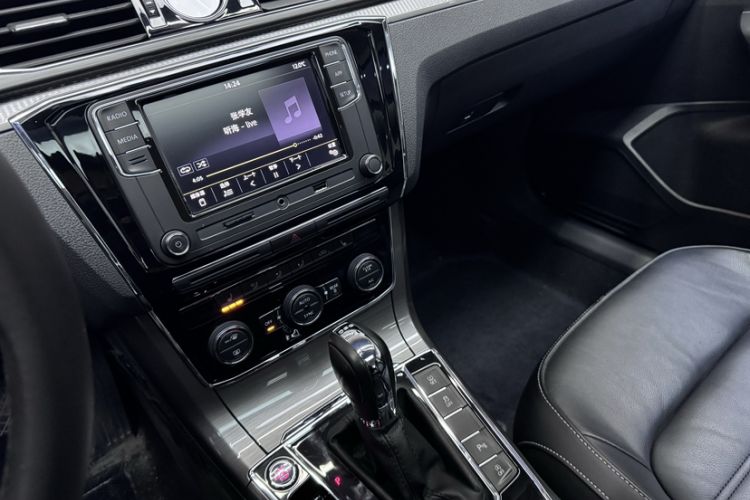 Used Volkswagen Passat 2017 330TSI DSG Luxury Edition