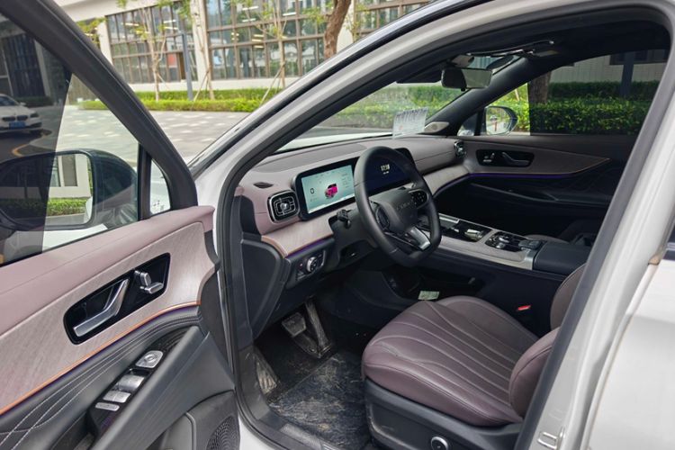 Used Chery Tiggo 9 2025 2.0T Automatic Two-Wheel Drive Luxury Edition 5 Seats