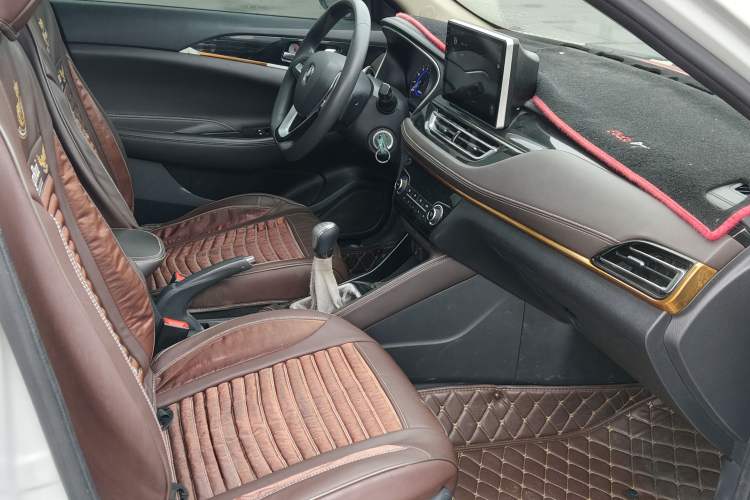 Used CHANGAN Eado DT 2018 1.6L Manual Enjoyment Model
