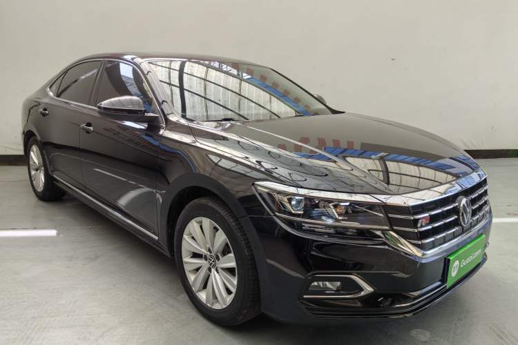 Used Volkswagen Passat 2020 Facelift 330TSI Elite Edition China VI Standard Exterior 1