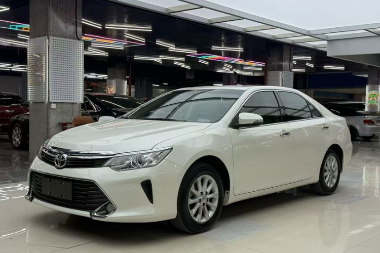 Used Toyota Camry 2015 2.0G Premier Edition