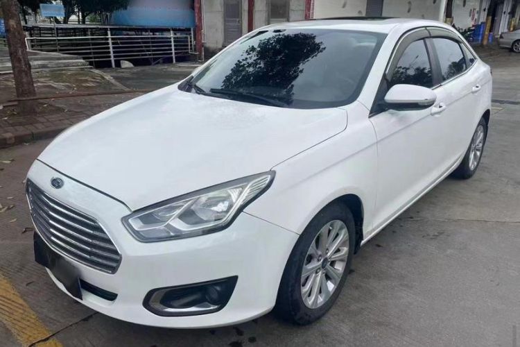 Used Ford Escort 2015 1.5L Automatic Fashion Model