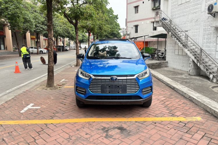 Used BYD Yuan New Energy 2018 EV360 Smart Connect Cool Edition Exterior 5