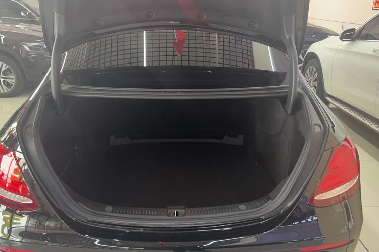 Used Mercedes-Benz E-Class 2020 E 300 L Luxury Model Trunk