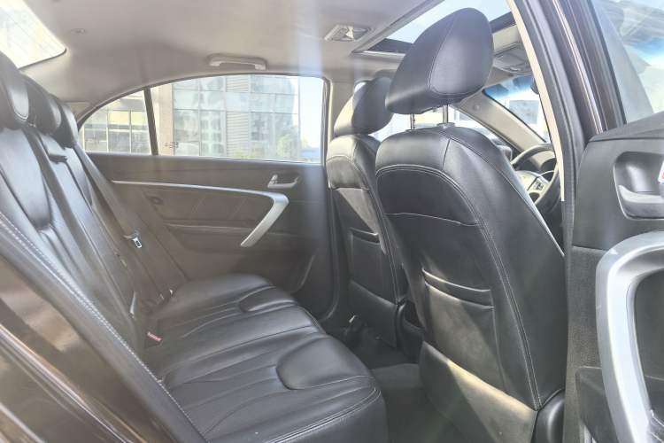 Used Geely Auto Emgrand 2017 Sedan Million Edition 1.5L Manual - Upward Version
