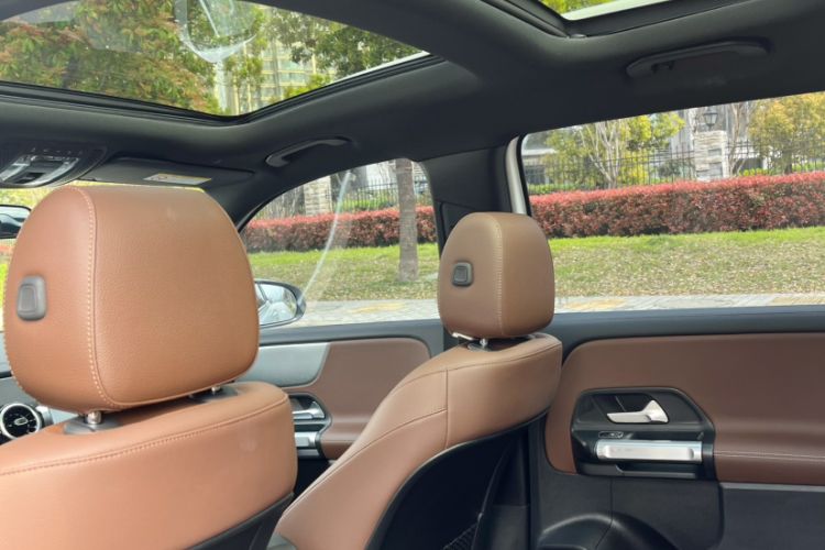 Used Mercedes-Benz GLB 2023 GLB 200 Dynamic Edition Headliner